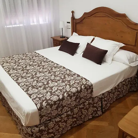 Hostal La Parada-2